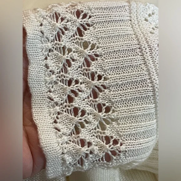 Ladies Sweater - Picture 3 of 7